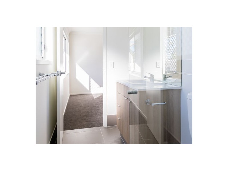 15 Mayfair Street, Doolandella QLD 4077