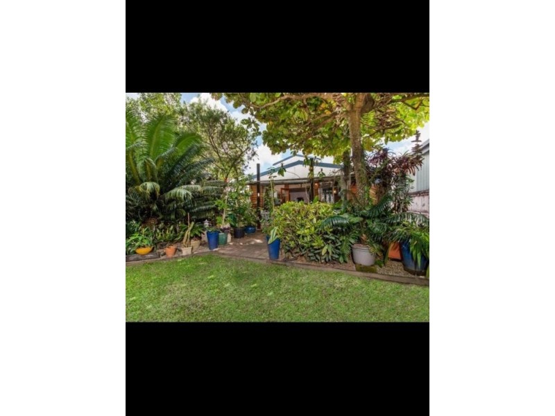 21 Morehead Street, Bungalow QLD 4870