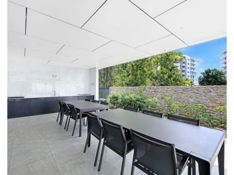 1304/397 Christine Avenue, Varsity Lakes QLD 4227