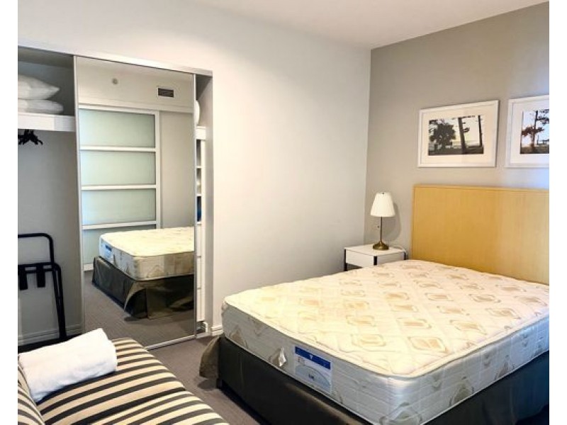 10705/3113 Surfers Paradise Boulevard, Surfers Paradise QLD 4217