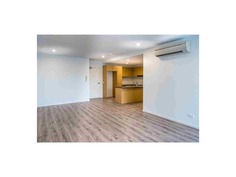 U310/57 Ludwick street, Cannon Hill QLD 4170