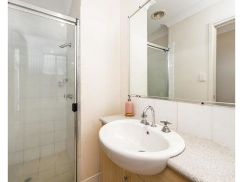 10/18 Geraldton Drive, Varsity Lakes QLD 4227