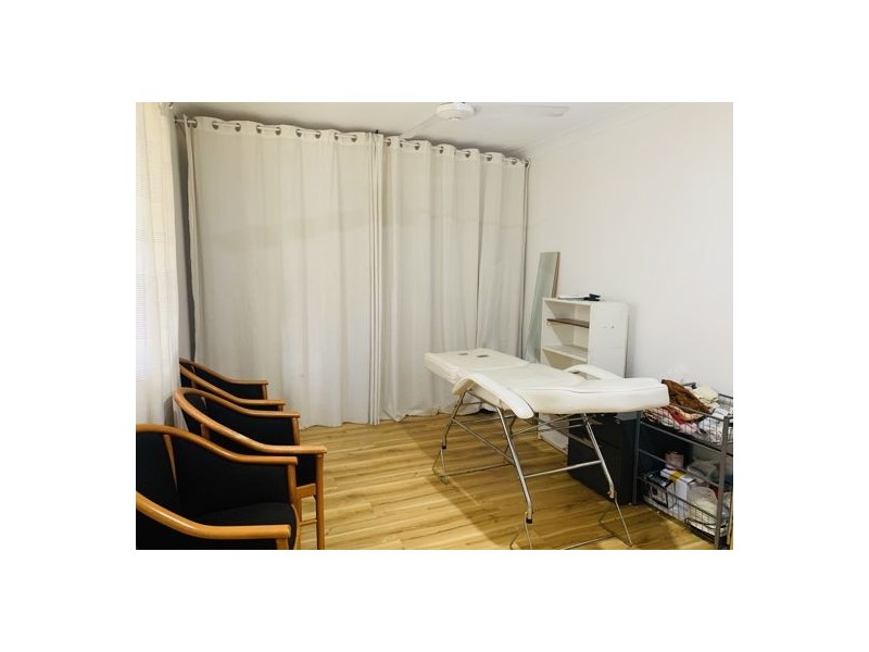 4/9 Lawrence Close, Robertson QLD 4109