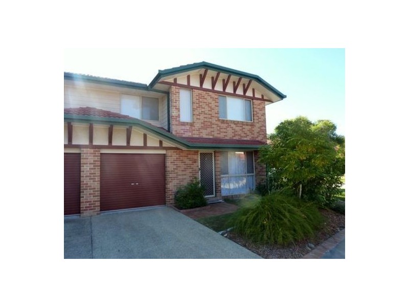 80 75 Brown Street, Labrador QLD 4215