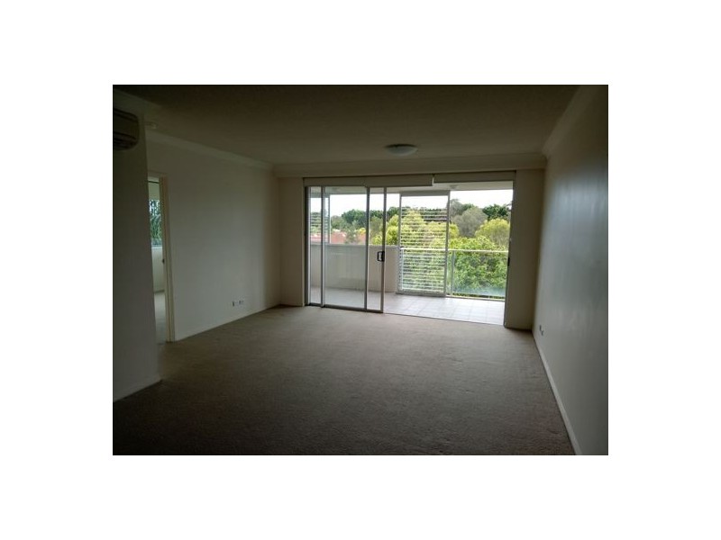 4301 14 Executive Drive, Burleigh Waters QLD 4220