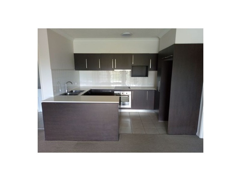 4301 14 Executive Drive, Burleigh Waters QLD 4220