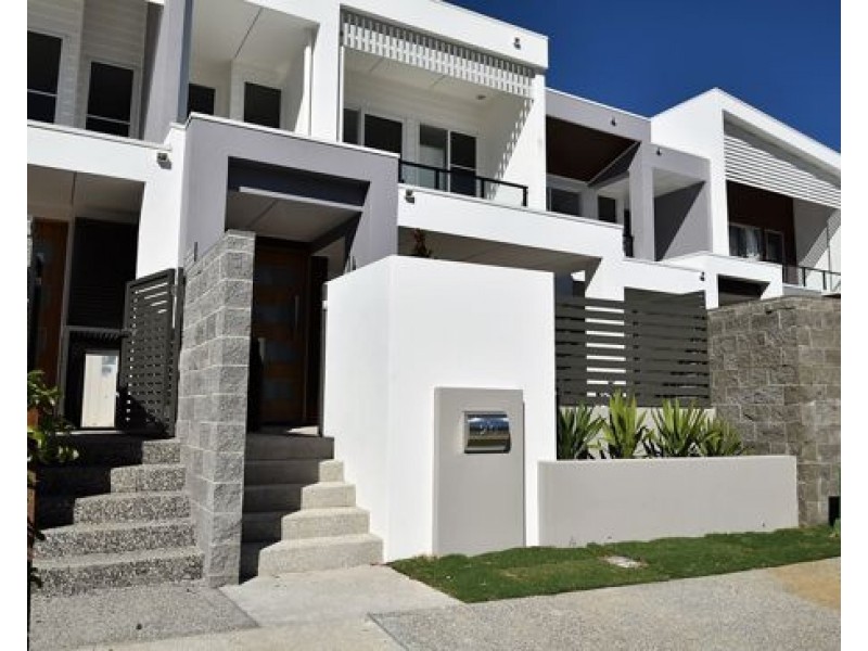 20 Evergreen View, Robina QLD 4226