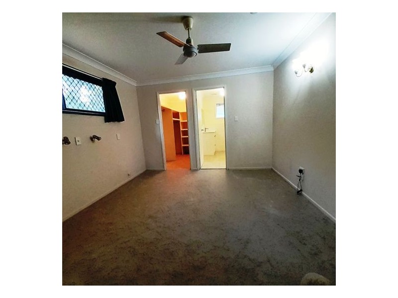 5a Thredbo Drive, Worongary QLD 4213