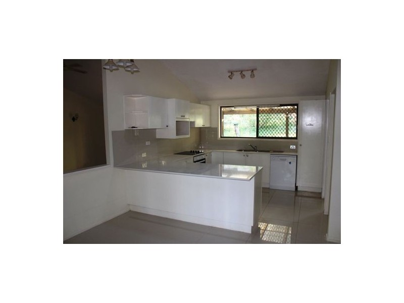 5a Thredbo Drive, Worongary QLD 4213