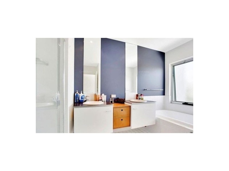 Unit 19 1 Arbour Ave, Robina QLD 4226