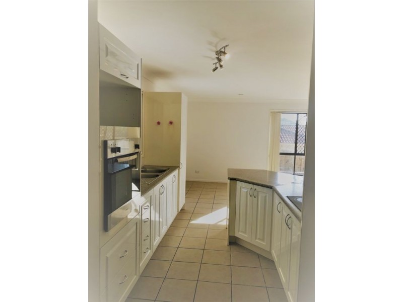 9 Cambooya Street, Sunnybank Hills QLD 4109