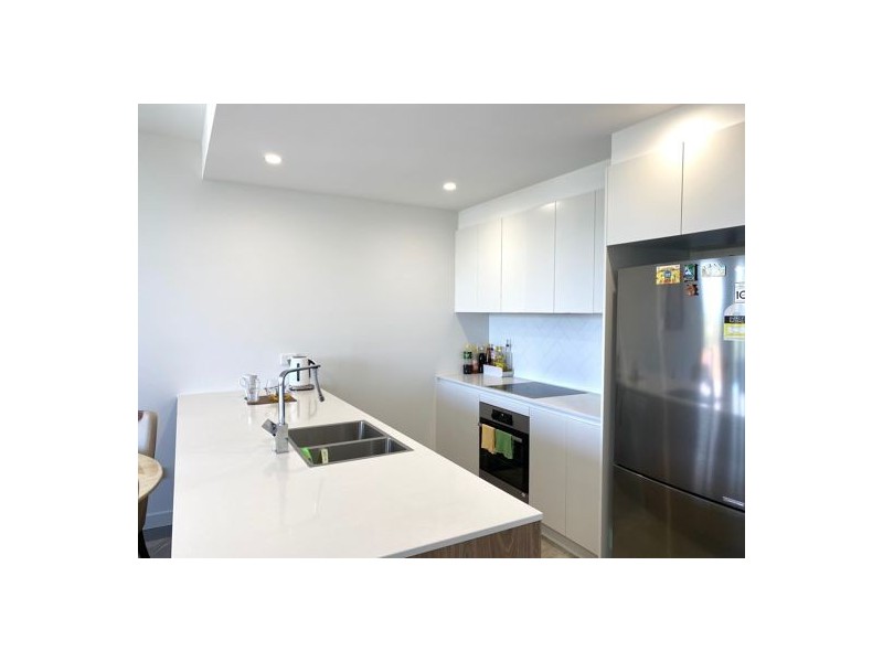 605/8 Meron Street, Southport QLD 4215