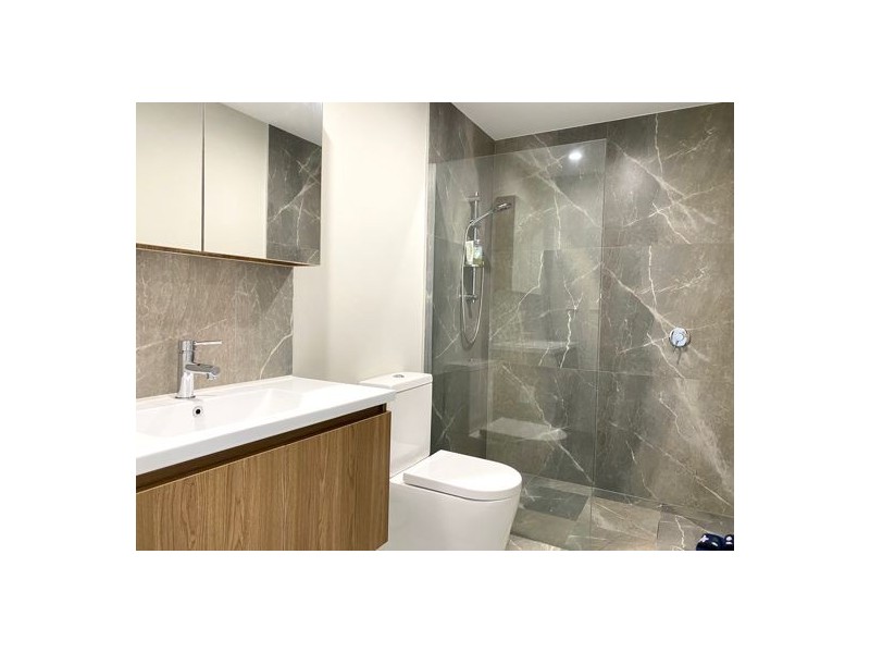 605/8 Meron Street, Southport QLD 4215