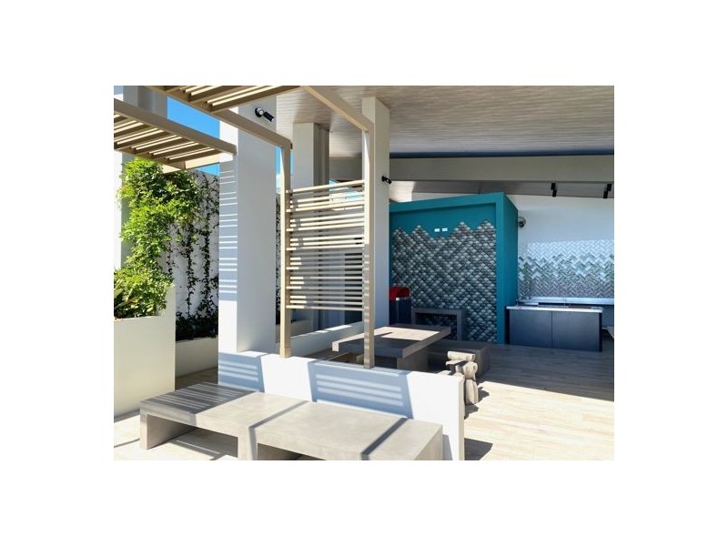 605/8 Meron Street, Southport QLD 4215