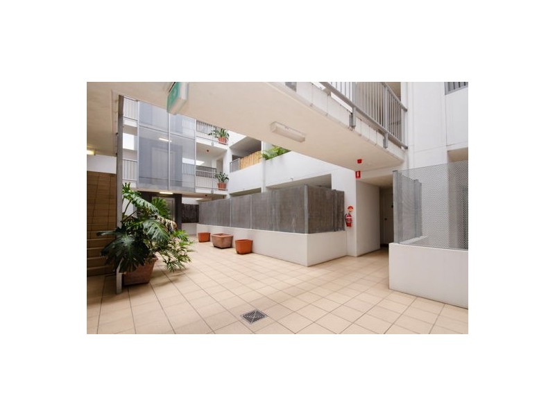 27 Berwick St, Fortitude Valley QLD 4006