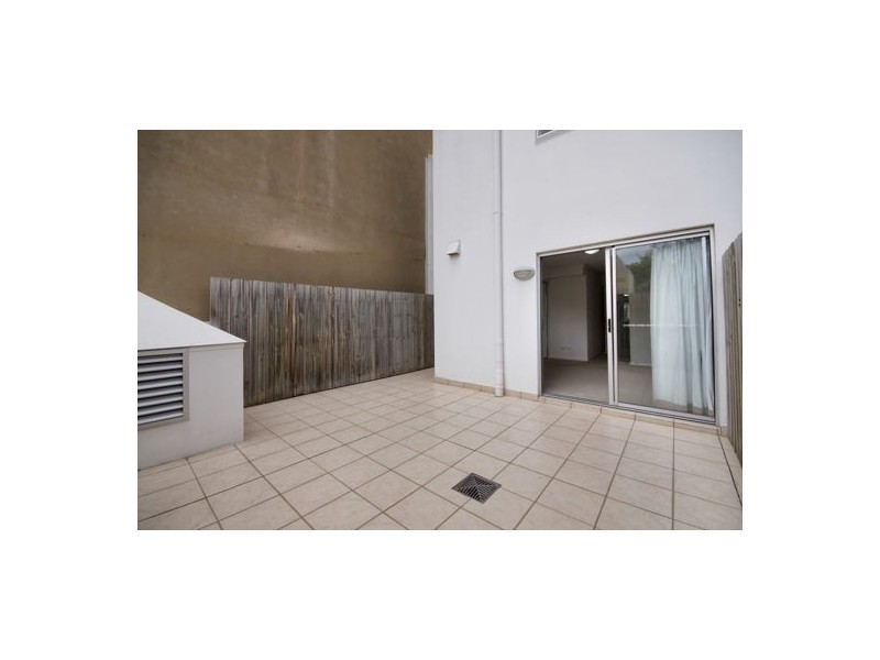 27 Berwick St, Fortitude Valley QLD 4006