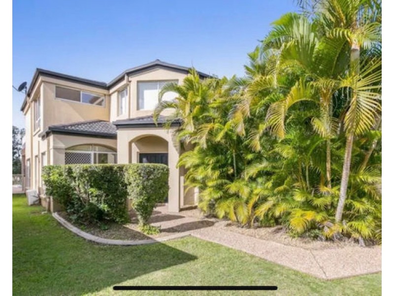 29 Ceadrwood Cresent, Robina QLD 4226