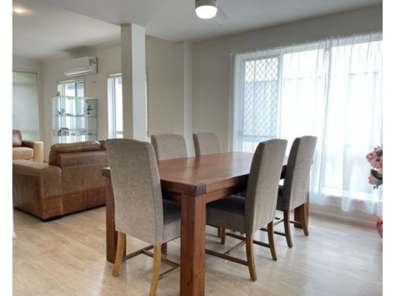 29 Ceadrwood Cresent, Robina QLD 4226