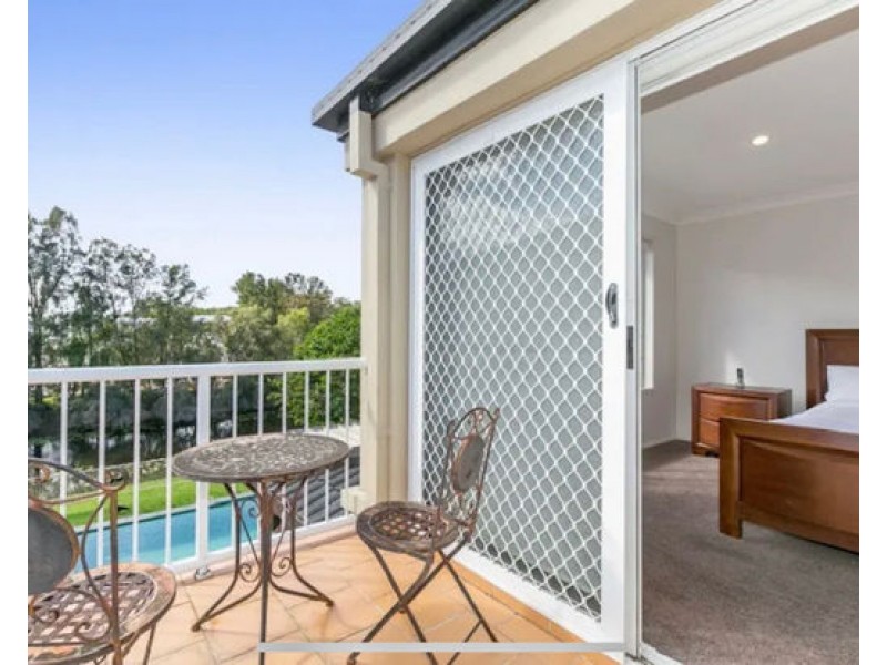 29 Ceadrwood Cresent, Robina QLD 4226