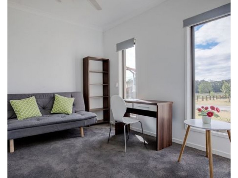 28 Amazon Circuit, Helensvale QLD 4212