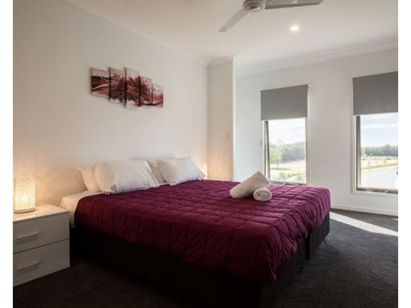 28 Amazon Circuit, Helensvale QLD 4212