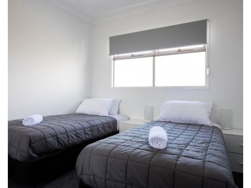 28 Amazon Circuit, Helensvale QLD 4212