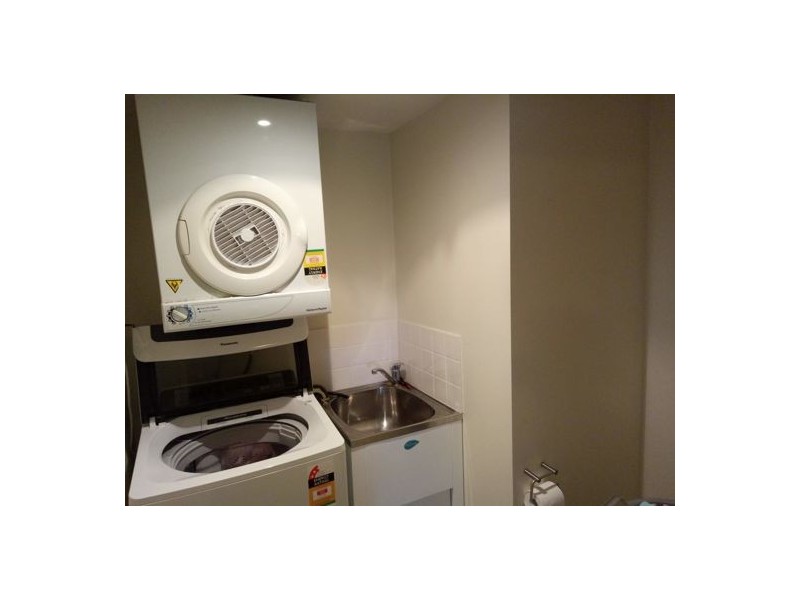 4204 12-14 Executive Drive, Burleigh Waters QLD 4220