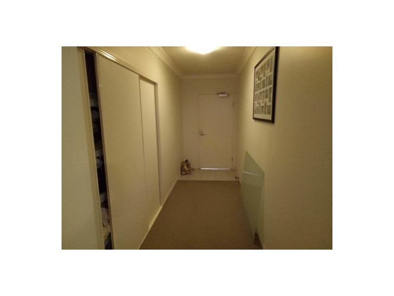 4204 12-14 Executive Drive, Burleigh Waters QLD 4220