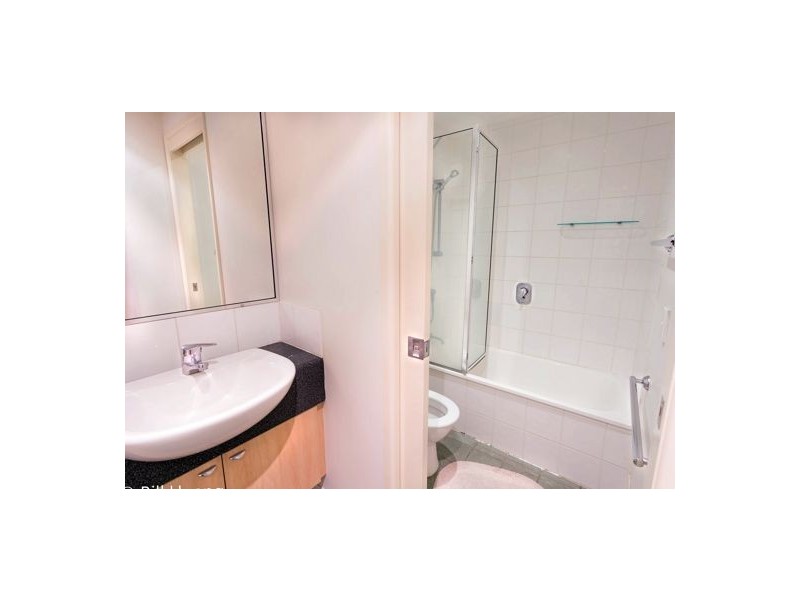 12/7 Landsborough tce, Toowong QLD 4066