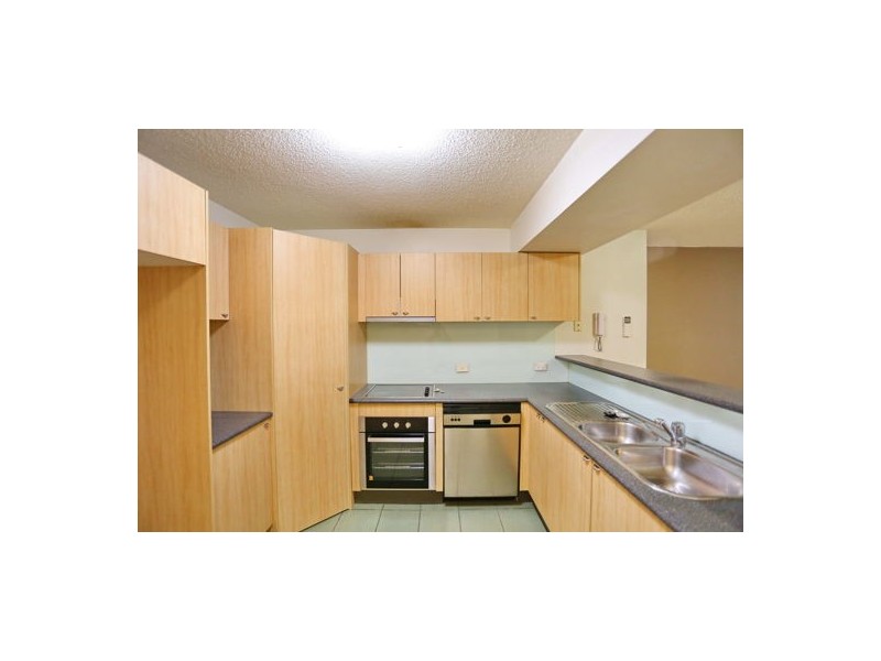 12/7 Landsborough tce, Toowong QLD 4066