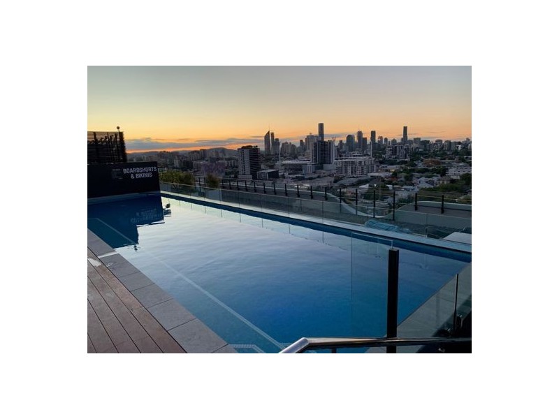 510/17 Deshon Street, Woolloongabba QLD 4102