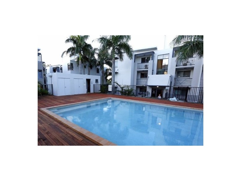17 7 landsborough tce, Toowong QLD 4066