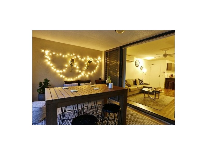 17 7 landsborough tce, Toowong QLD 4066
