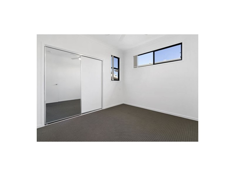 26/27 Sunflower Crescent, Calamvale QLD 4116