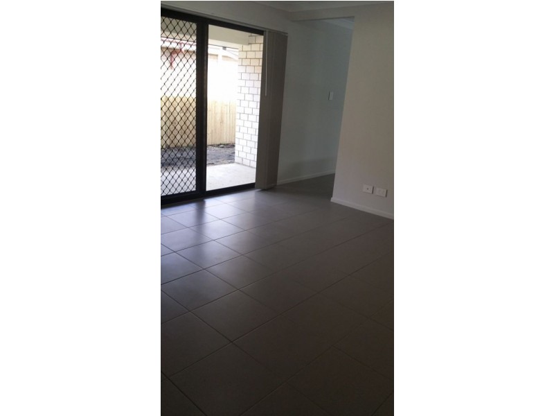 1-33 South Quarter Drive, Loganlea QLD 4131