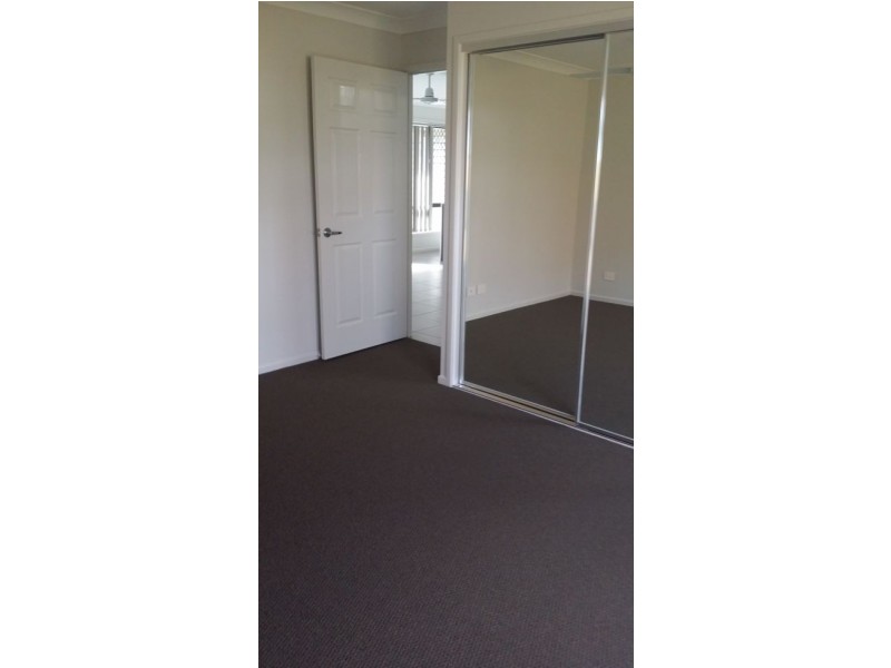 1-33 South Quarter Drive, Loganlea QLD 4131