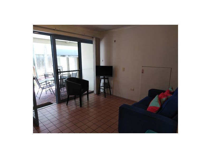 2 Waverley Road, Taringa QLD 4068