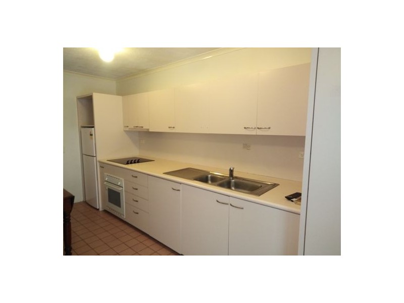 2 Waverley Road, Taringa QLD 4068