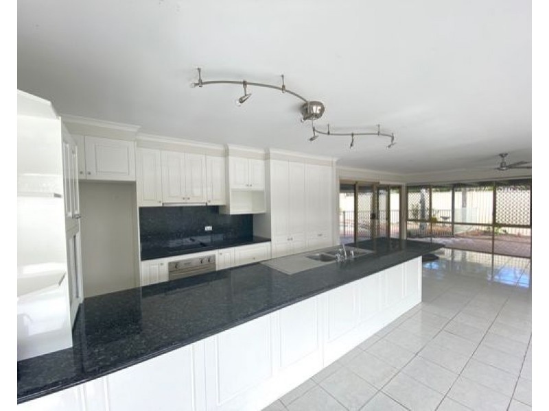 175 Ron Penhaligon Way, Robina QLD 4226