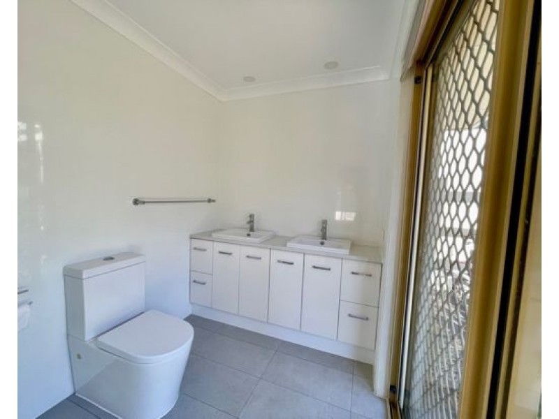 175 Ron Penhaligon Way, Robina QLD 4226