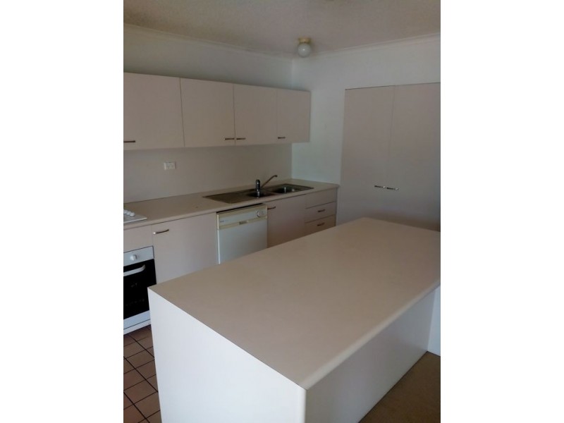 2 Waverley Road, Taringa QLD 4068
