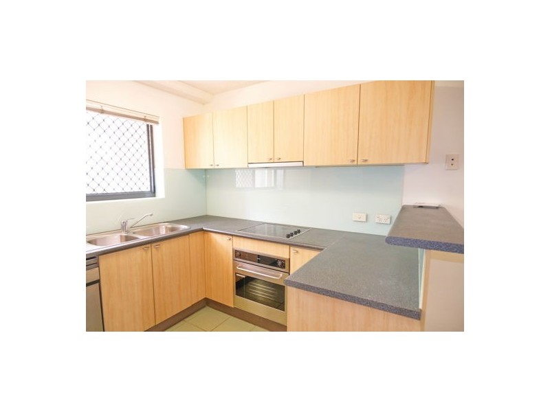28 7 landsborough tce, Toowong QLD 4066