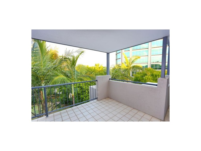 11 7 landsborough tce, Toowong QLD 4066