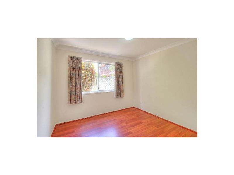 4 Eastcourt Lane, Sunnybank Hills QLD 4109