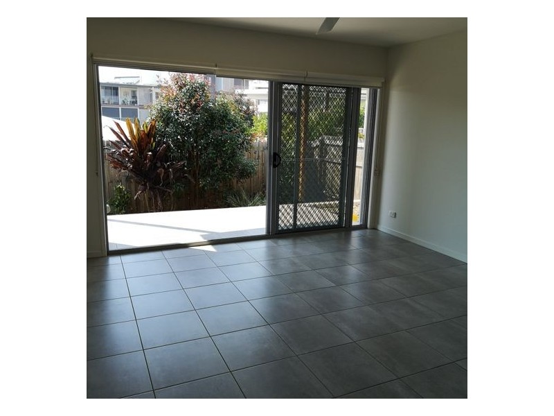 18/20 Salisbury St, Redland Bay QLD 4165