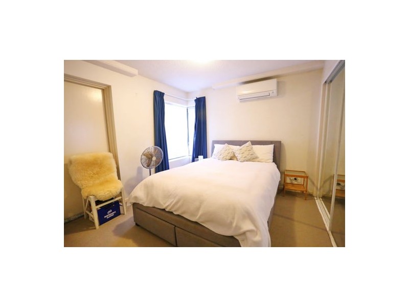 16 7 landsborough tce, Toowong QLD 4066