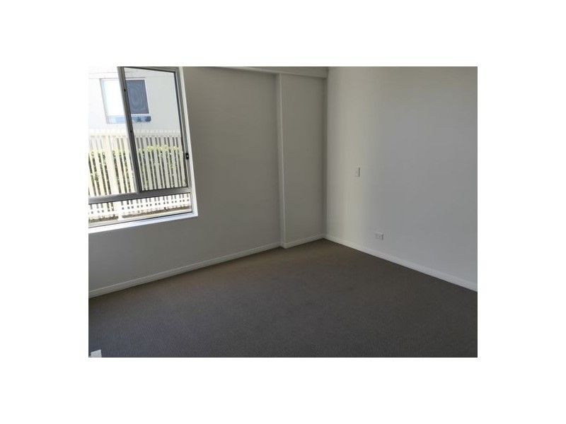 4205 12 Executive Dr, Burleigh Waters QLD 4220