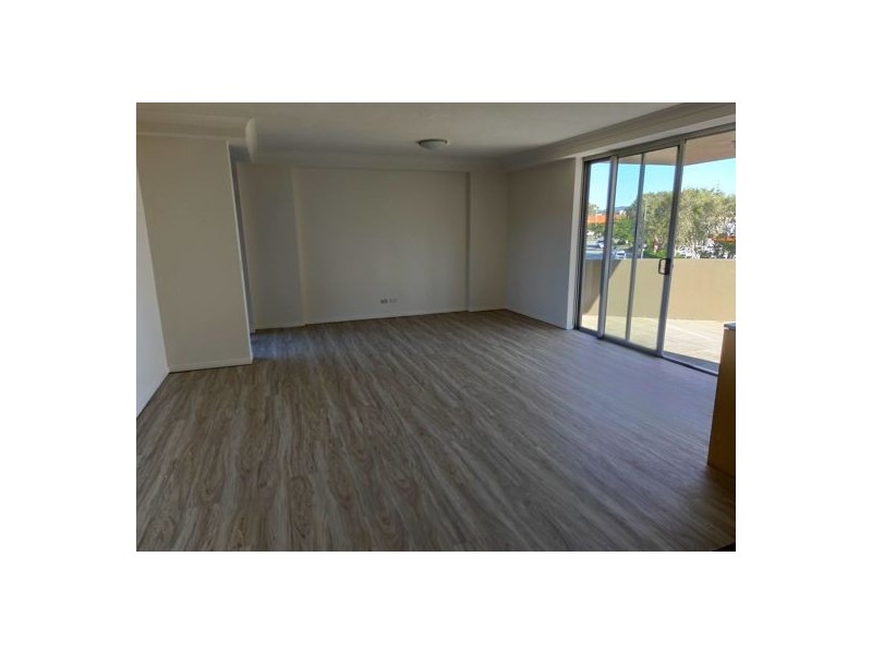 4205 12 Executive Dr, Burleigh Waters QLD 4220