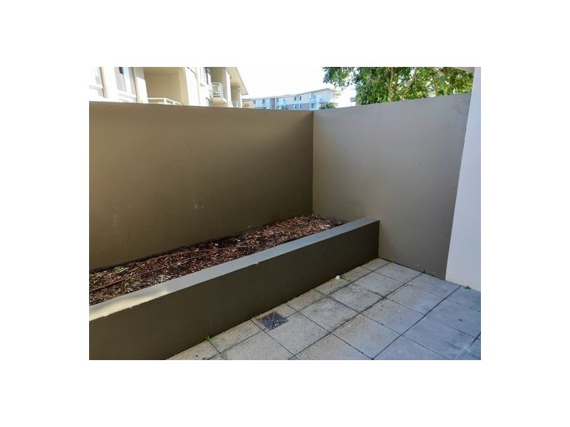 4205 12 Executive Dr, Burleigh Waters QLD 4220