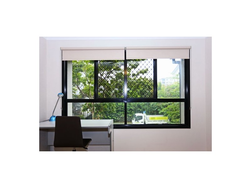 4 60 sherwood rd, Toowong QLD 4066